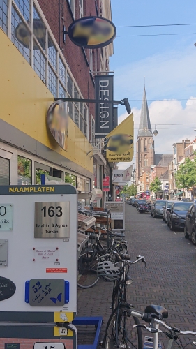 rommelig straatbeeld